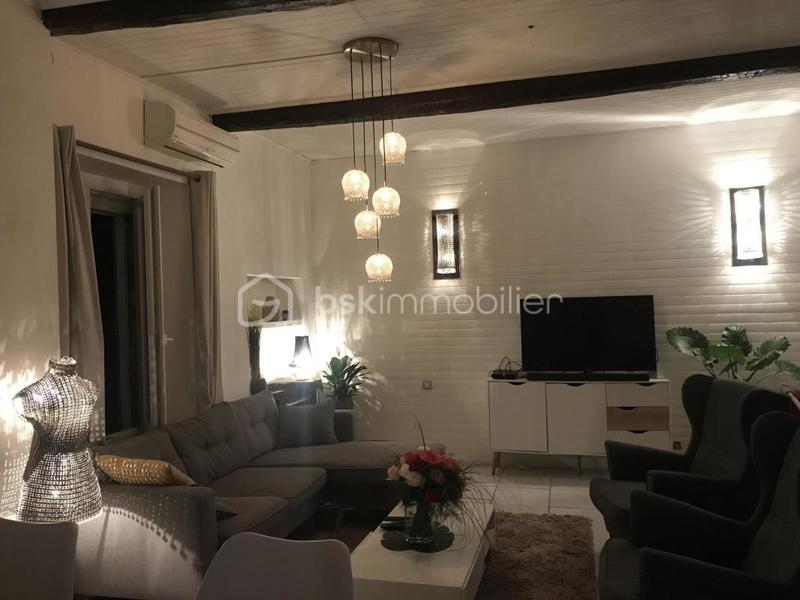 Maison - 145 m² - 6 pièces