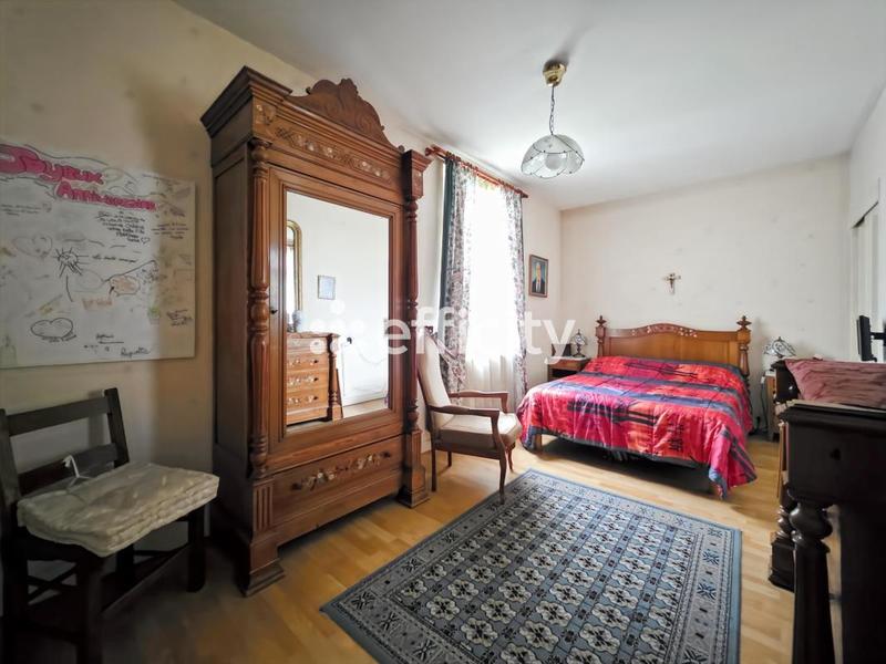 Appartement - 90 m² - 4 pièces