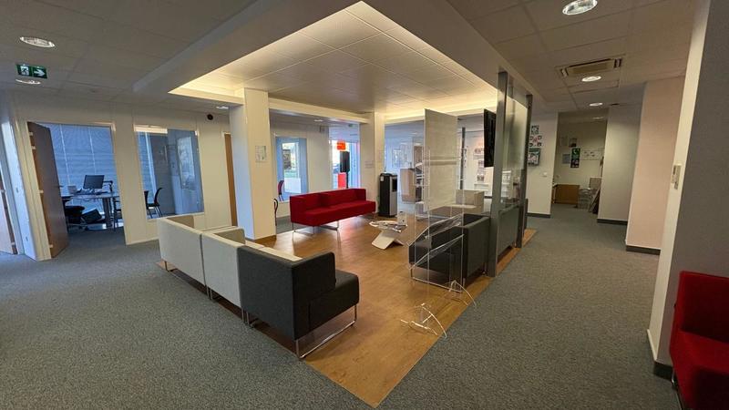 Local commercial - 237 m²