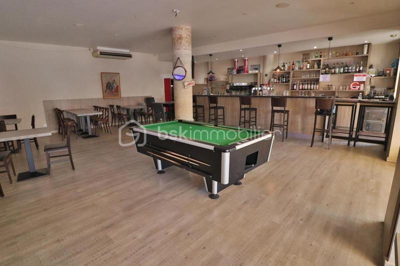 Appartement - 366 m² - 2 pièces