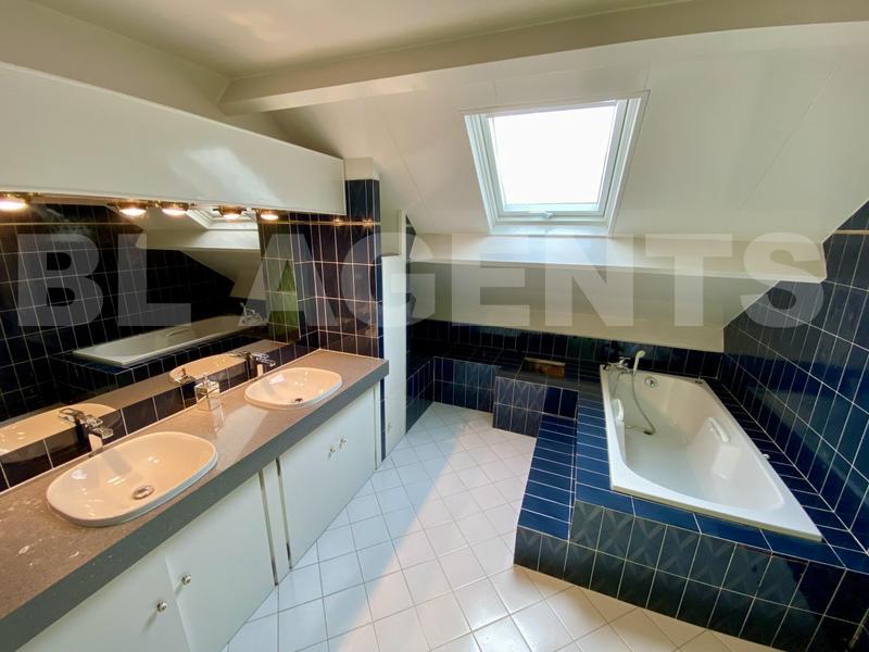 Maison d'architecte - 140 m² - 5 pièces