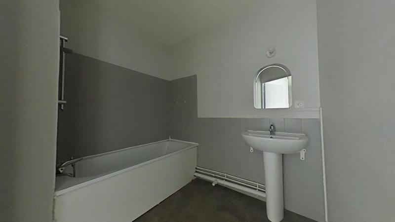 Appartement ancien - 79 m² - 4 pièces