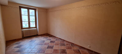 Maison - 159 m² - 9 pièces