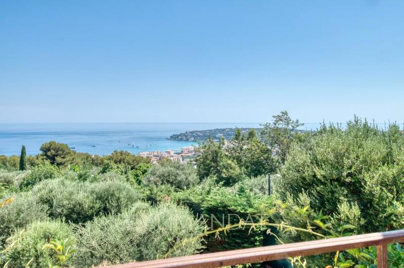 Villa - 400 m² - 6 pièces