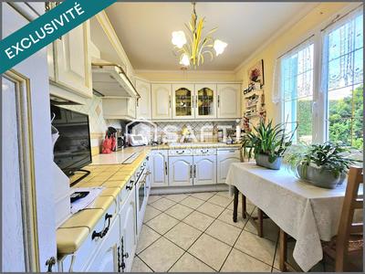 Maison - 141 m² - 7 pièces