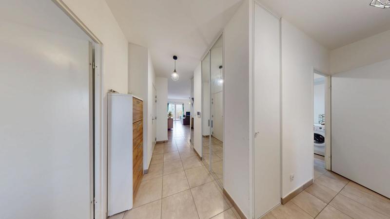 Appartement - 82 m² - 4 pièces