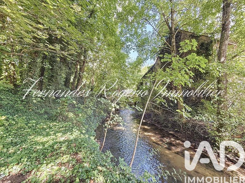 Maison - 196 m² - 8 pièces