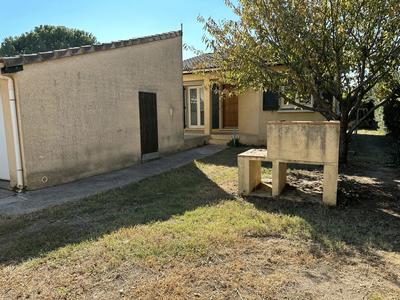 Villa - 100 m² - 5 pièces