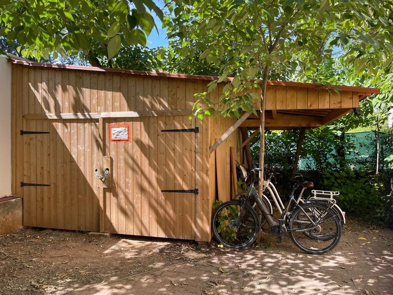 Maison - 533 m² - 28 pièces