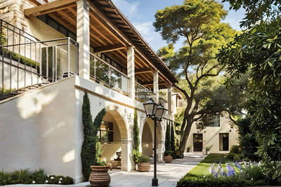 Hôtel particulier - 654 m² - 20 pièces