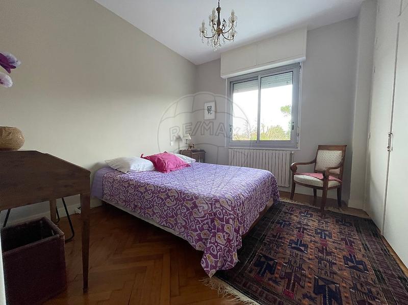 Villa - 168 m² - 6 pièces