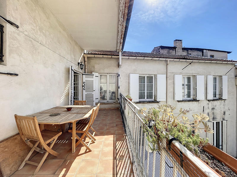 Appartement - 207 m² - 5 pièces