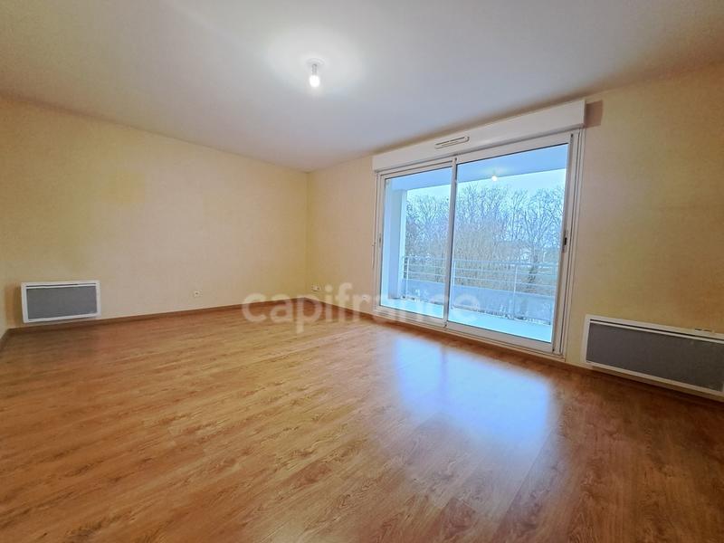 Appartement - 70 m² - 4 pièces