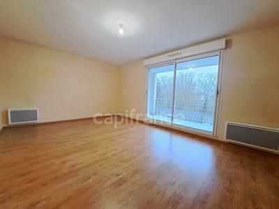 Appartement - 70 m² - 4 pièces