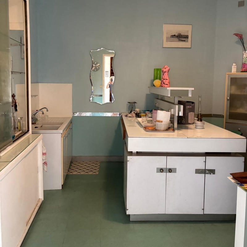 Local commercial - 140 m² - 7 pièces