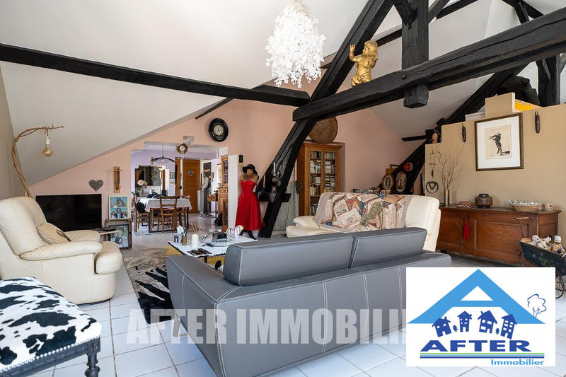Appartement - 122 m² - 5 pièces