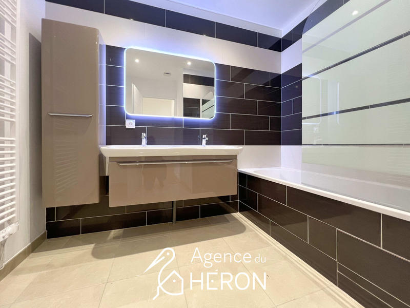 Maison - 109 m² - 4 pièces