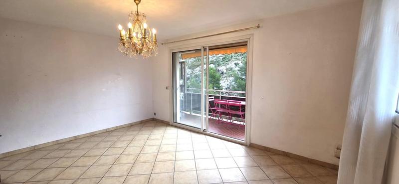 Appartement - 79 m² - 4 pièces