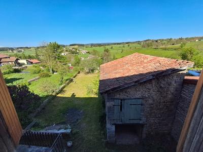 Maison - 250 m² - 11 pièces