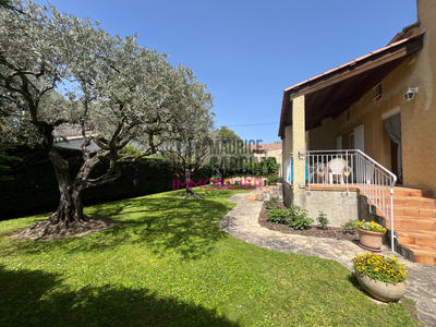 Maison - 156 m² - 6 pièces