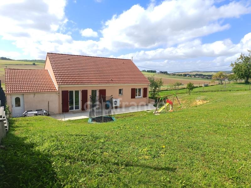 Maison - 85 m² - 5 pièces