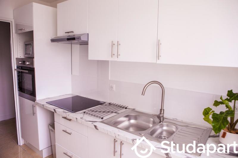 Chambre - 9 m² - 1 pièce