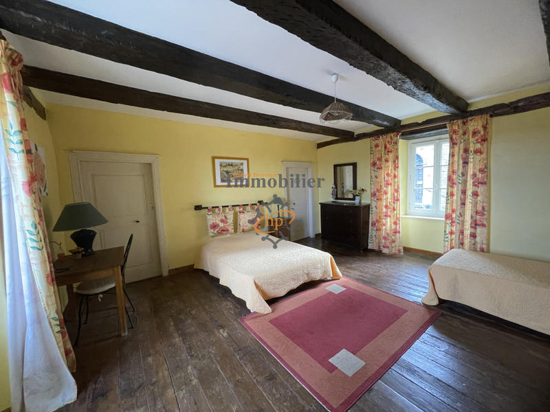 Maison - 190 m² - 4 pièces