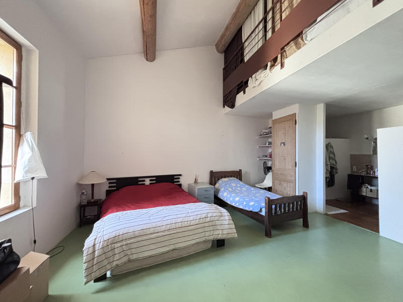 Maison - 227 m² - 6 pièces