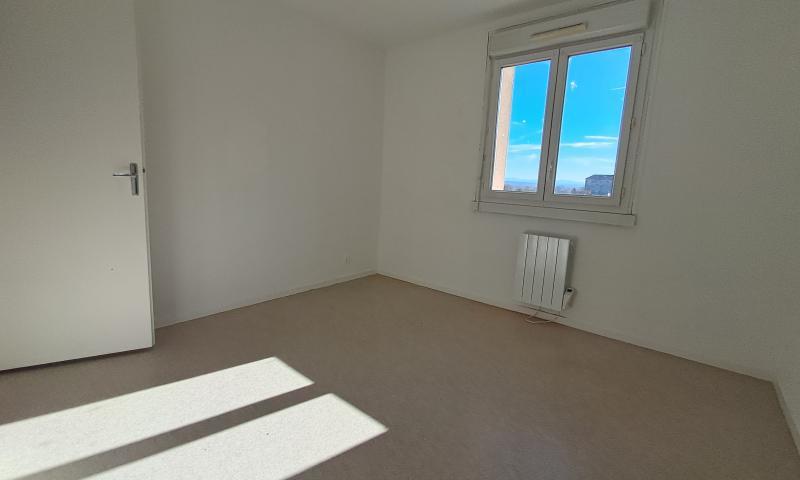 Appartement - 97 m² - 5 pièces