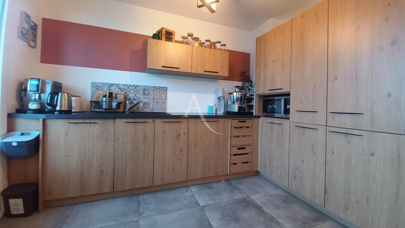 Appartement - 72 m² - 3 pièces