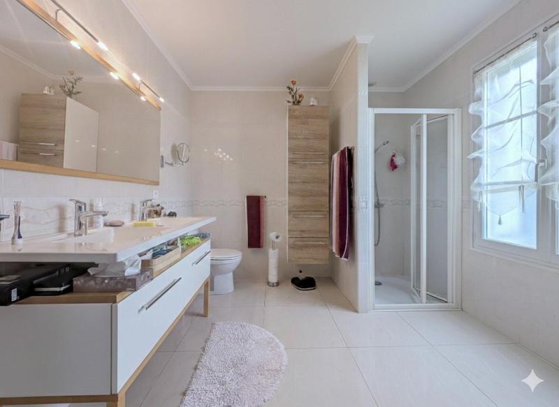 Maison - 175 m² - 5 pièces