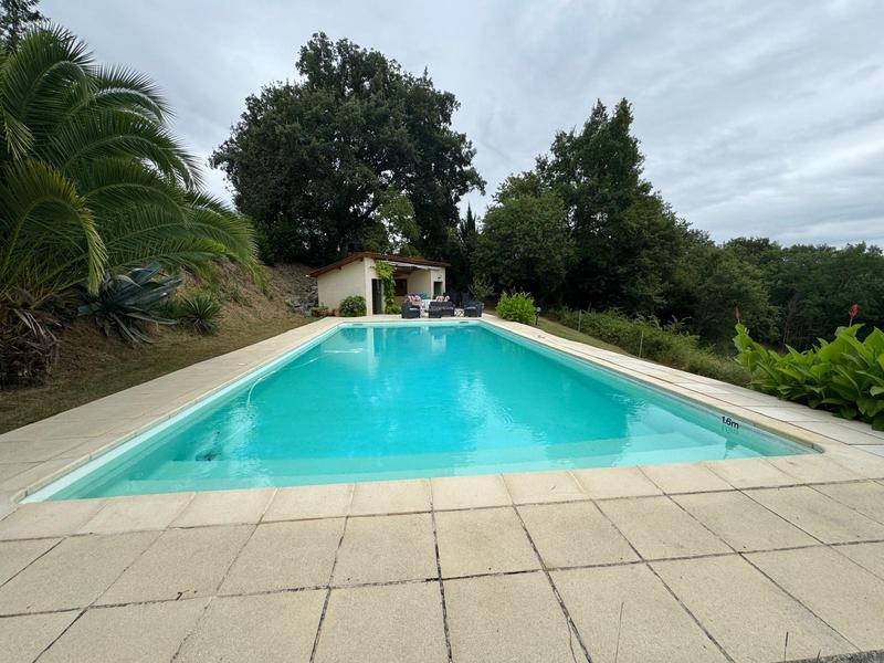 Maison - 152 m² - 6 pièces