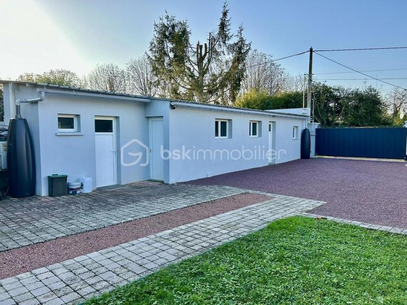 Maison - 205 m² - 8 pièces