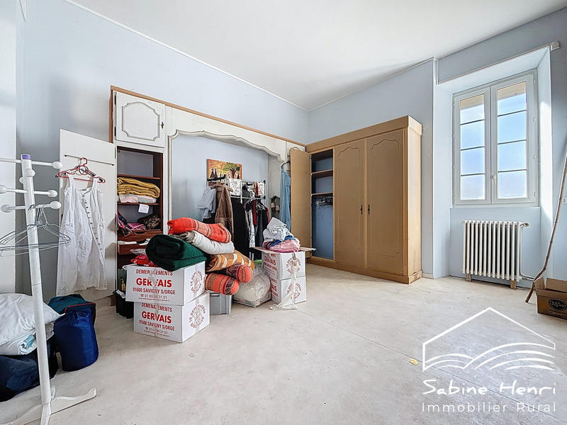 Maison ancienne - 302 m² - 12 pièces