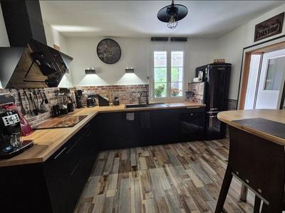 Maison - 138 m² - 6 pièces