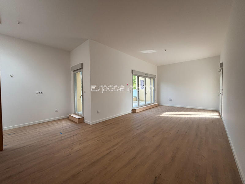 Appartement - 87 m² - 3 pièces