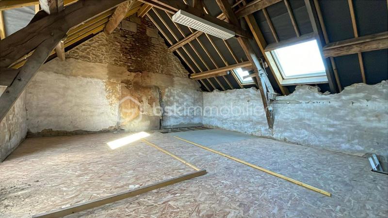 Maison en pierre - 81 m² - 5 pièces