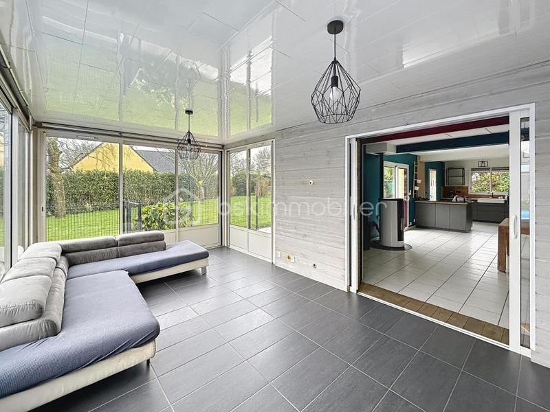 Maison - 230 m² - 10 pièces