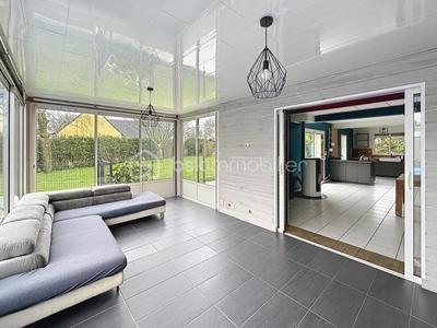 Maison - 230 m² - 10 pièces