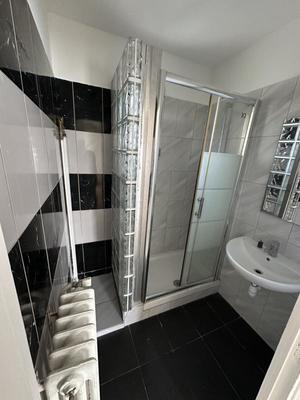 Studio - 27 m² - 1 pièce