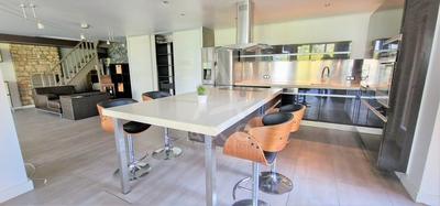 Maison - 188 m² - 4 pièces