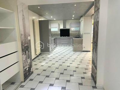 Maison de ville - 160 m² - 4 pièces