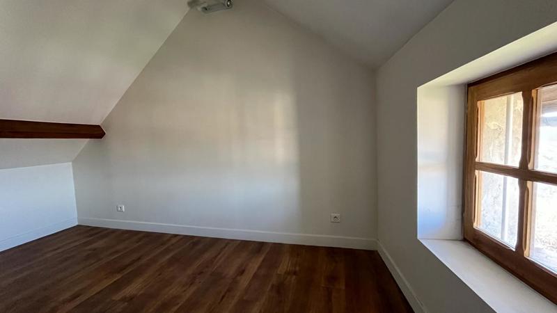 Maison - 350 m² - 13 pièces