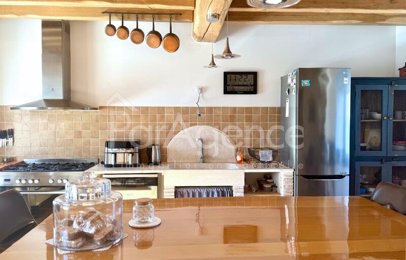 Maison - 189 m² - 6 pièces