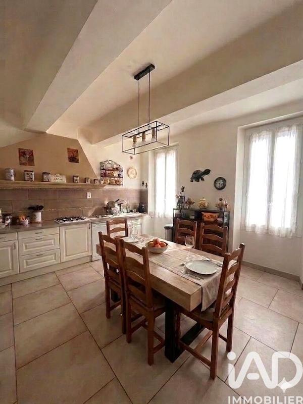 Maison de village - 90 m² - 4 pièces