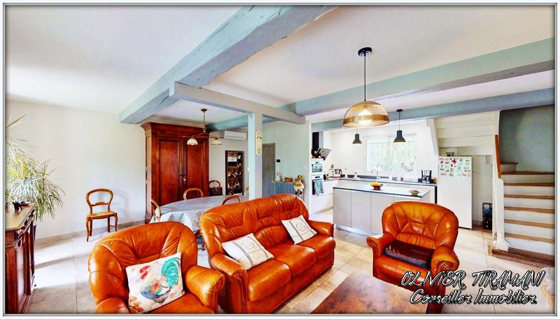 Villa - 160 m² - 8 pièces