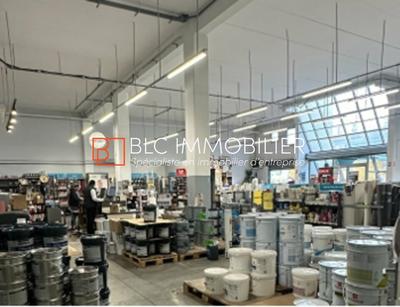 Local commercial - 900 m²