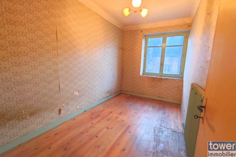 Maison - 60 m² - 5 pièces