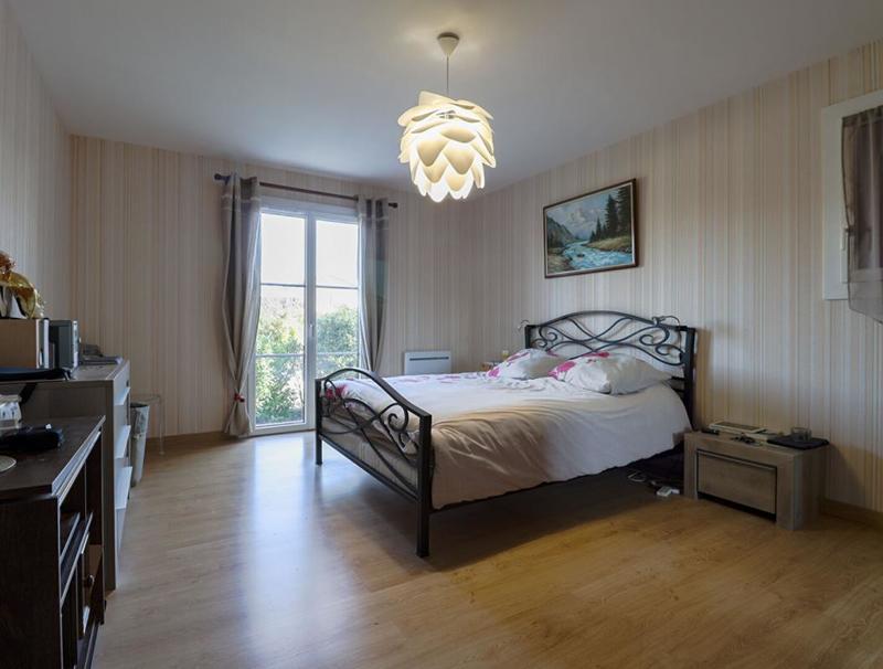 Maison - 161 m² - 6 pièces