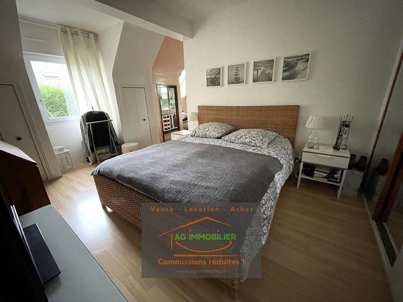 Maison - 172 m² - 8 pièces